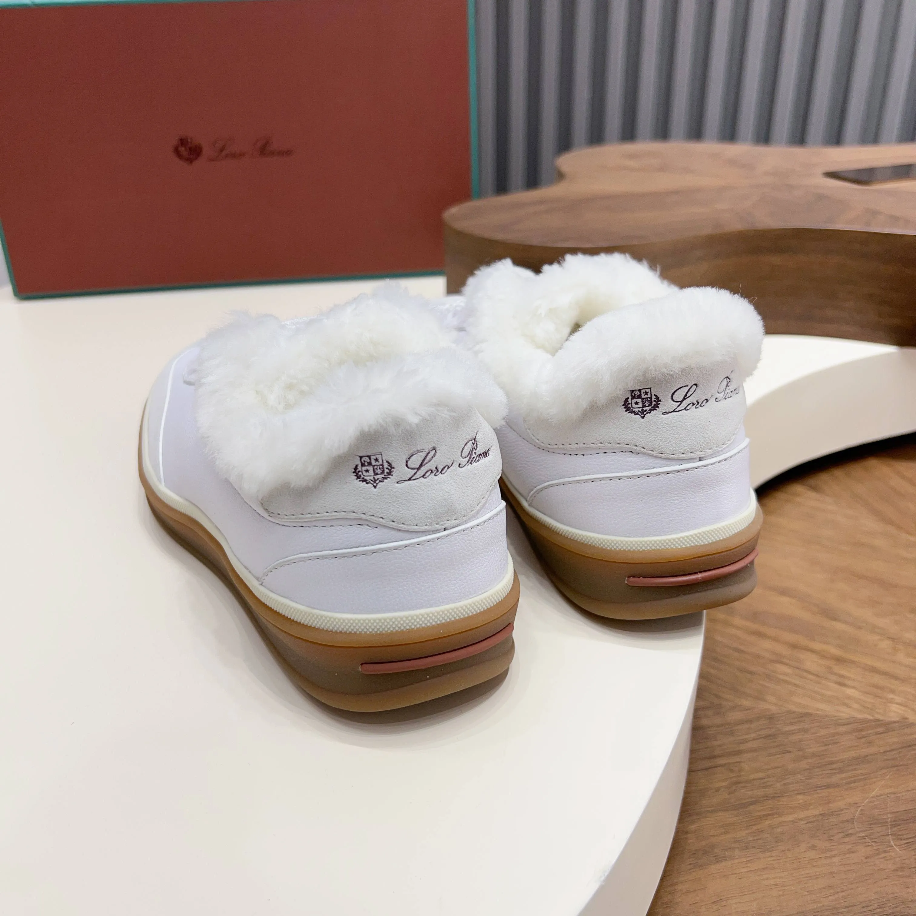 💰740 Loro Piana - Classic casual wool shoes, men's lace-up casual shoes and sneakers, high-quality lightweight and comfortable fabrics, suitable for outdoor leisure, the color is young and energetic, and it looks great with sportswear or casual suits! Code number: 39-44 (45, 46, can be customized)
